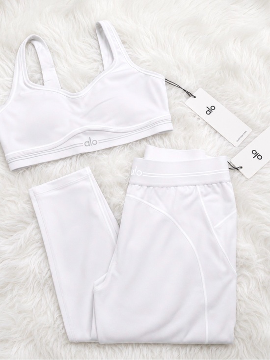 ALO Yoga Other - ALO Yoga White Sports Bra and Legging Active Set